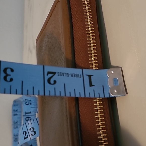 Michael Kors Cognac Brown Pebbled Leather Wallet Wristlet Practical Errands - Picture 14 of 14